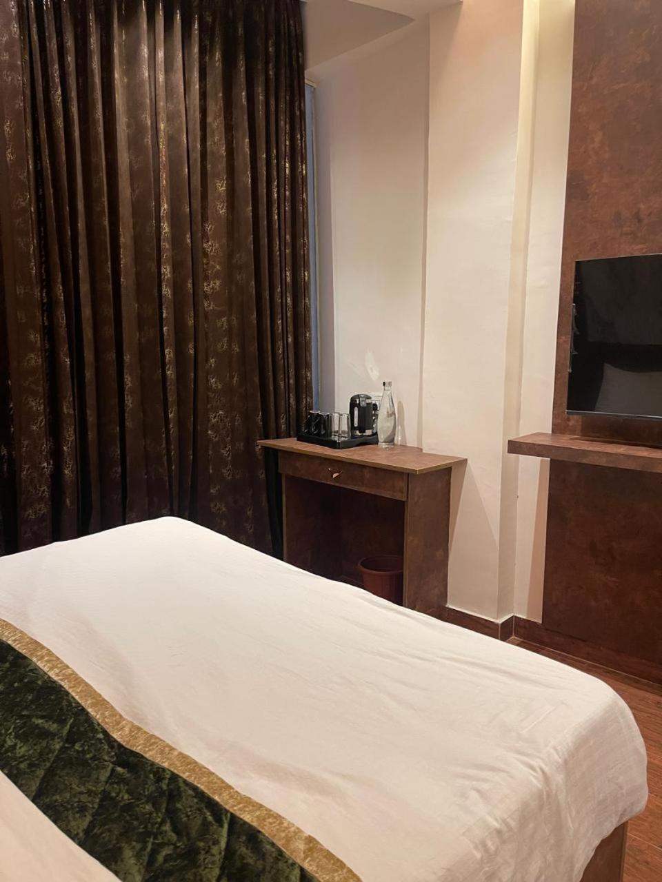 The Taaj Comforts Bangalore Extérieur photo